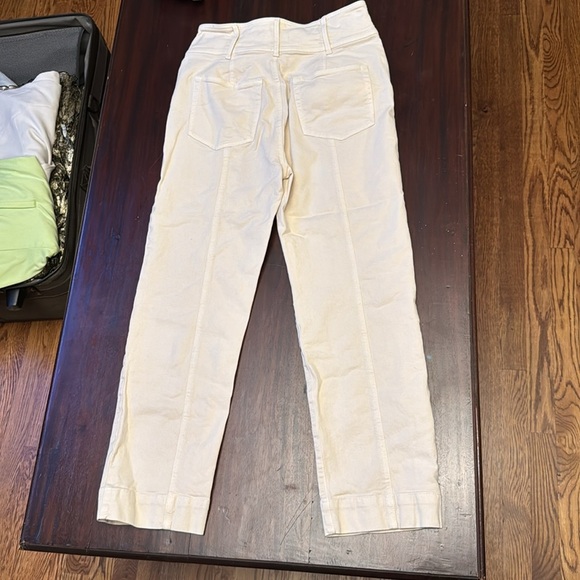 Ann Taylor The Straight cream denim jeans size 6 - Picture 3 of 6